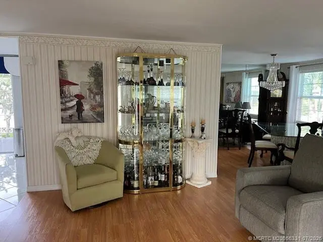 Photo 7 at 6387 Elm Lane, Lantana
