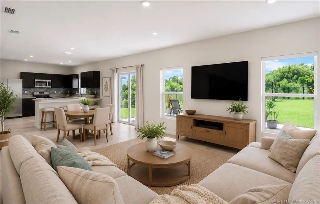 Photo 5 at 359 Clementine Road, Fort Pierce