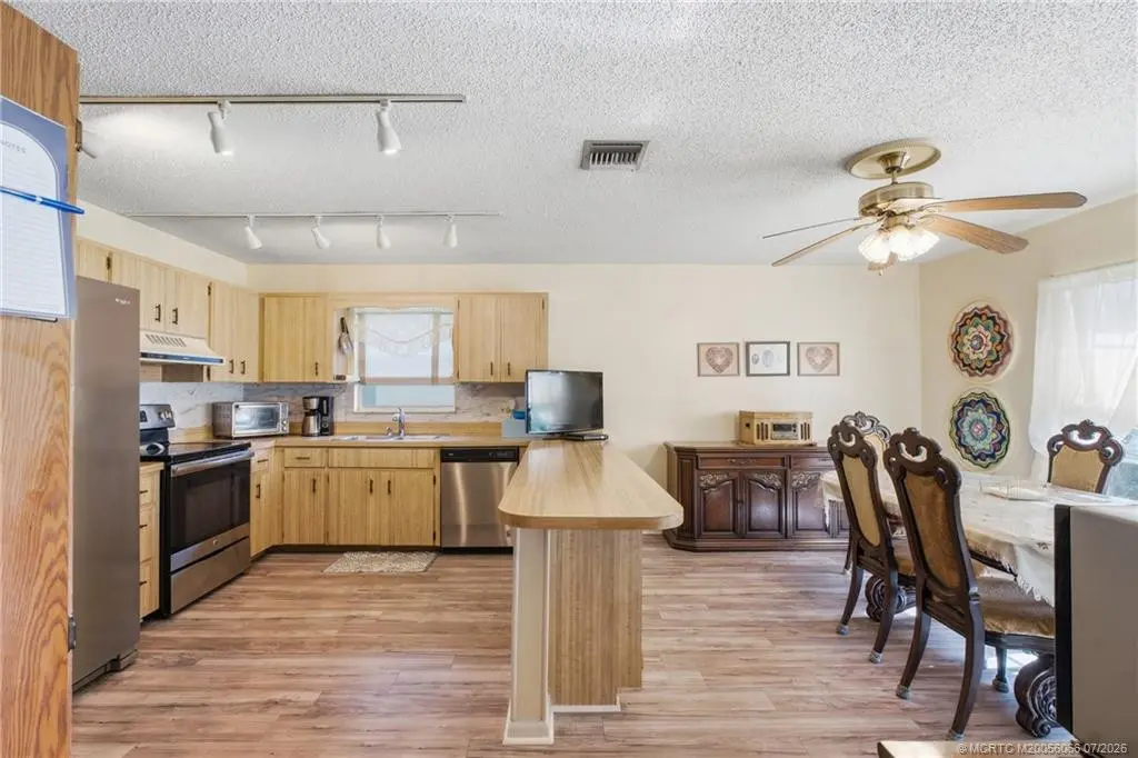 Photo 7 at 2509 NE 18th Lane, Jensen Beach