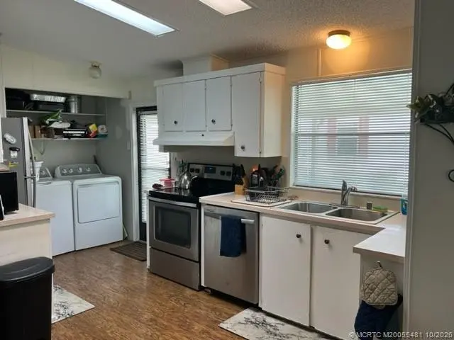 Photo 6 at 6201 Holly Lane, Lantana