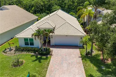 12440 SE Plandome Drive, Hobe Sound – Single Family Residence for sale
