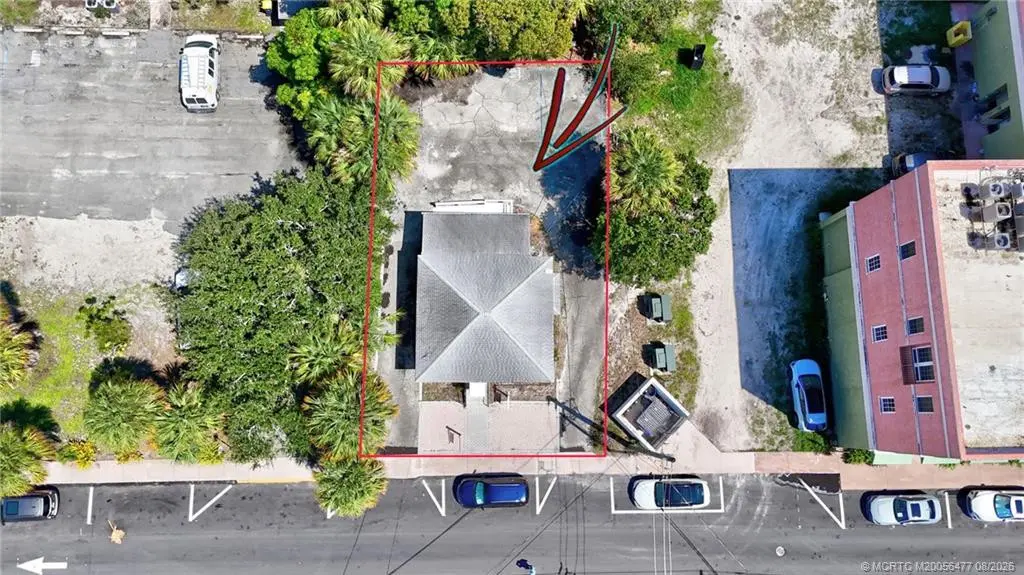 Photo 3 at 309 SE Denver Avenue, Stuart