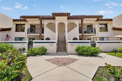 3410 SE Martinique Trace 201, Stuart – Condominium for sale