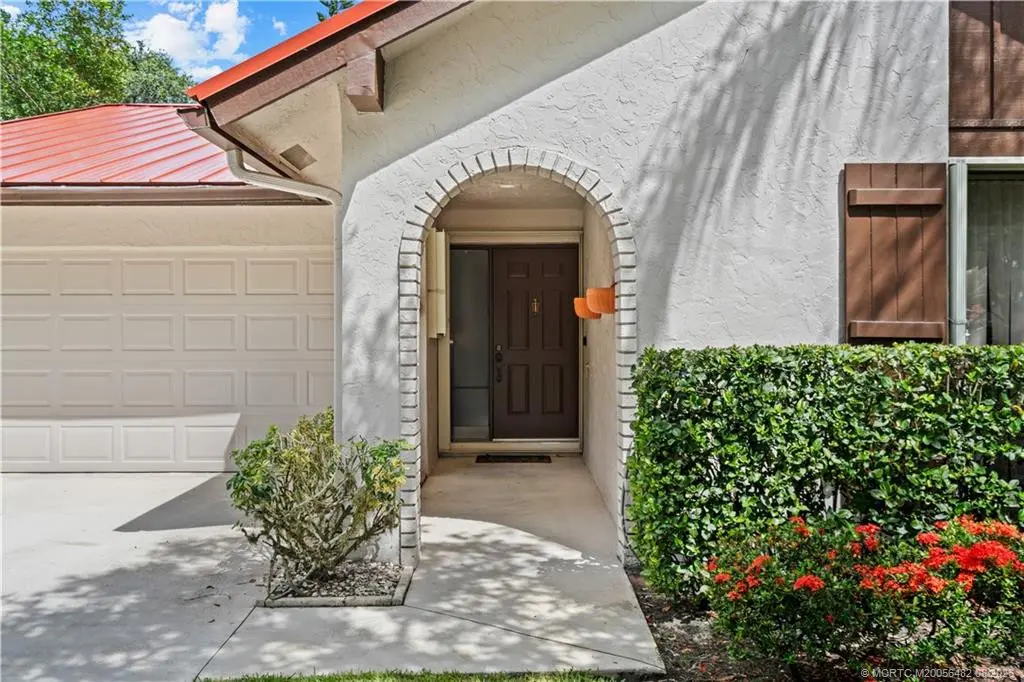Photo 2 at 2600 SW Willowood Circle, Palm City