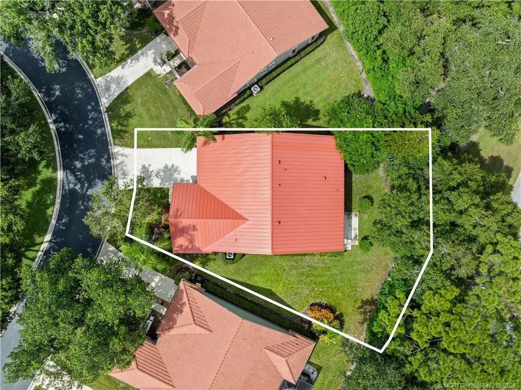 New Roof!!! at 2600 SW Willowood Circle, Palm City