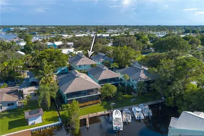 4099 SE Centerboard Lane 4-B, Stuart – sold