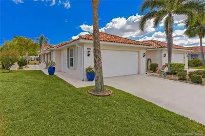 8285 SE Double Tree Drive, Hobe Sound – Villa for sale