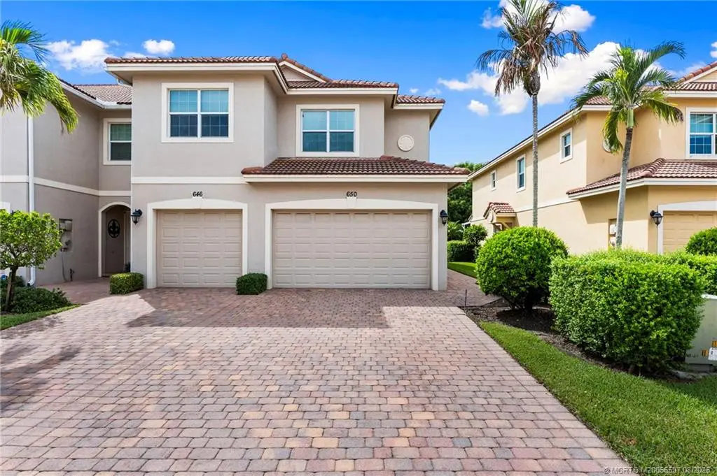 Photo 6 at 650 SW Glen Crest Way, Stuart