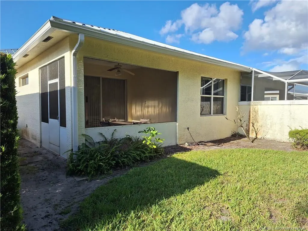 Photo 5 at 1589 SE Tidewater Place, Stuart
