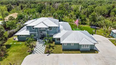 6154 SW Woodham Street, Palm City – Single Family Residence for sale