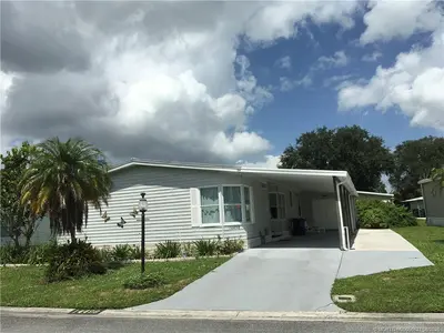 14498 SW Golf Club Drive I-16, Indiantown – Manufactured Home for sale