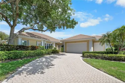 2264 SW Longwood Drive, Palm City – Single Family Residence for sale