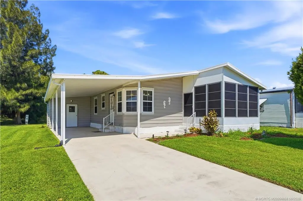 Photo 1 at 2917 Fiddlewood Circle, Fort Pierce