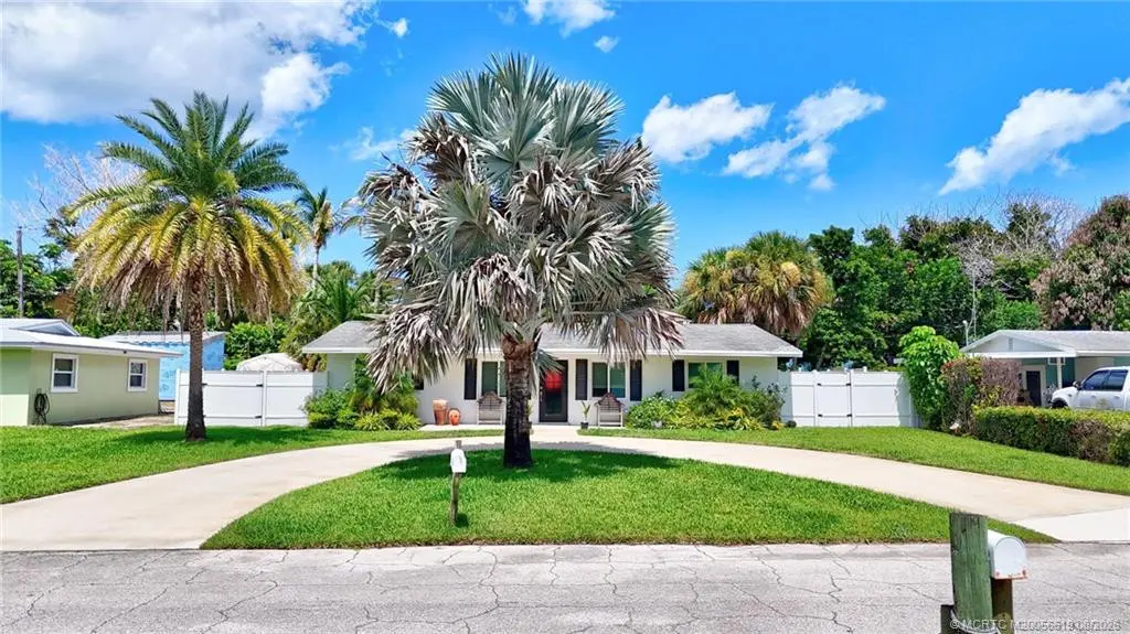 Photo 5 at 4121 NE Cheri Drive, Jensen Beach