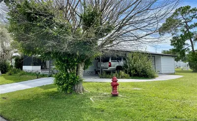 14464 SW Rake Drive, Indiantown – Manufactured Home for sale