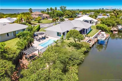 103 Aqua Ra Drive, Jensen Beach – Single Family Residence for sale