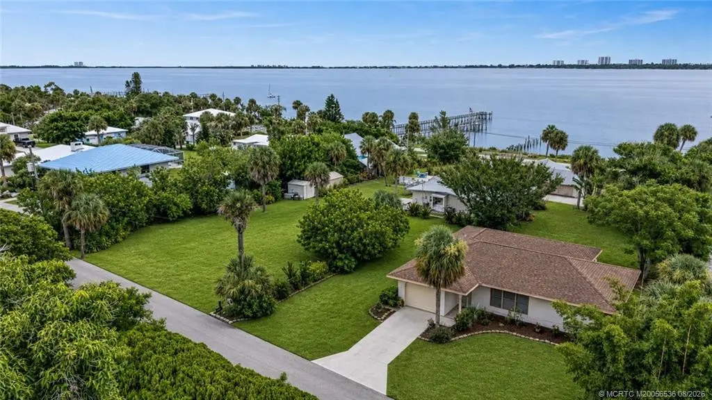 Photo 1 at 104 Sheridan Lane, Jensen Beach