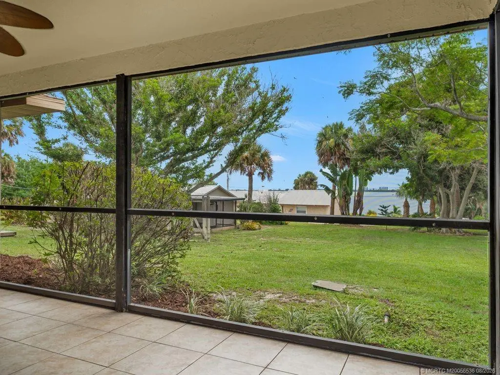 Photo 6 at 104 Sheridan Lane, Jensen Beach