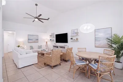 209 River Walk, Hutchinson Island – Villa for sale