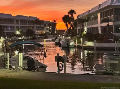 1862 SW Palm City Road 103, Stuart – Condominium for sale