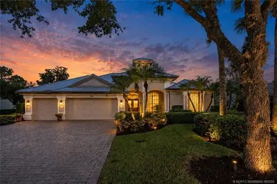 7960 SE Sequoia Drive, Hobe Sound – Single Family Residence for sale