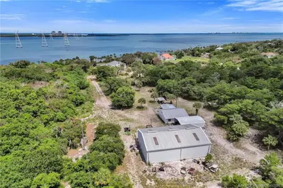 7801 S Indian River Drive, Fort Pierce – Single Family Residence for sale