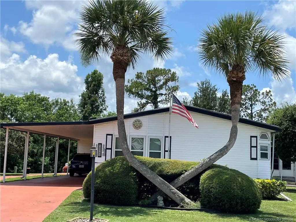 Photo 2 at 14711 SW Divot Drive, Indiantown