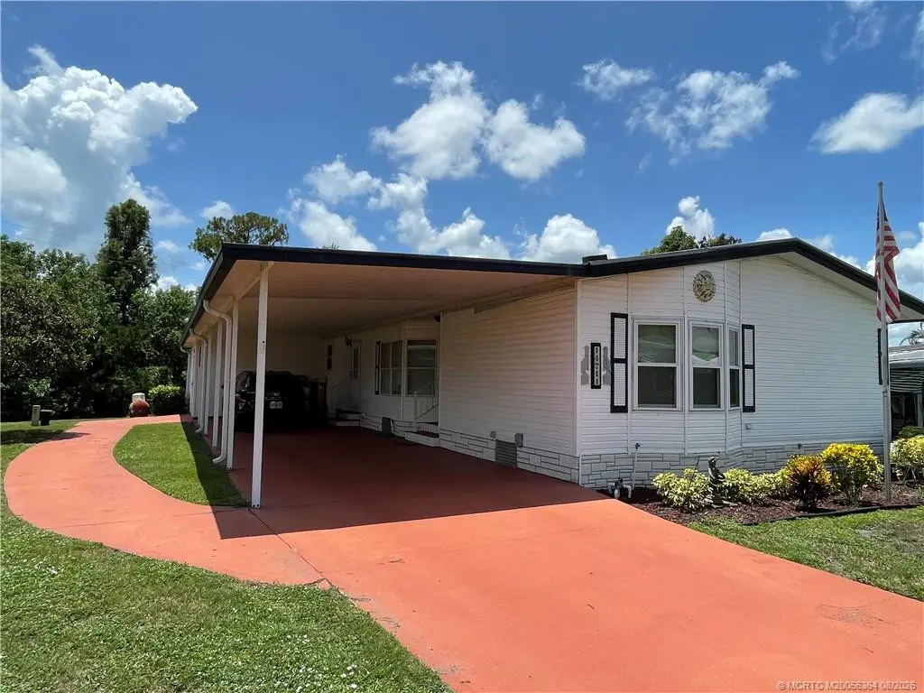 Photo 3 at 14711 SW Divot Drive, Indiantown