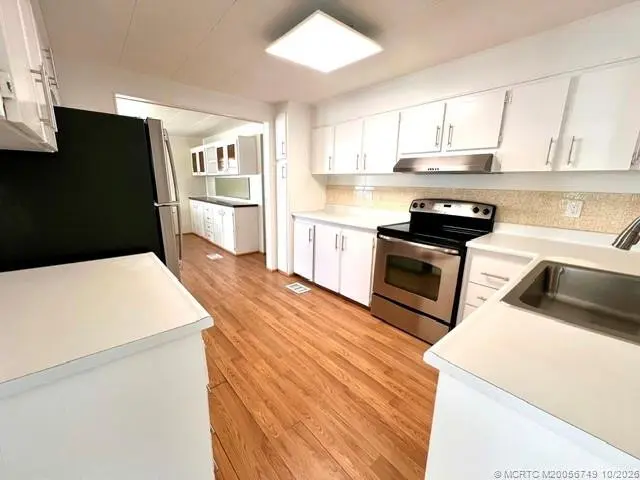 Photo 1 at 6250 Ficus Lane, Lantana