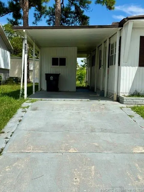 Photo 5 at 6250 Ficus Lane, Lantana