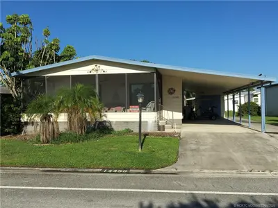 14458 SW Golf Club Drive I-12, Indiantown – Manufactured Home for sale