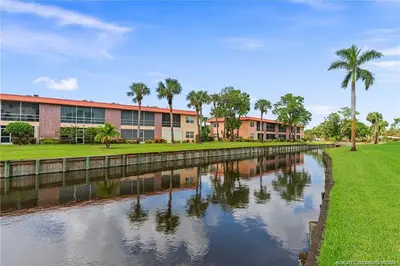 1931 SW Palm City Road 16D, Stuart – Condominium for sale