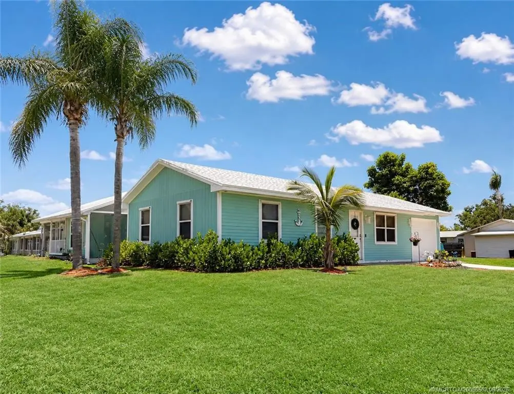 Photo 3 at 4436 SE Beckett Avenue, Stuart