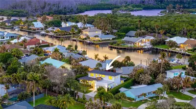 10742 SE Burgee Court, Hobe Sound – Single Family Residence for sale