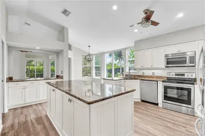 2203 NW Seagrass Drive, Palm City – Single Family Residence for sale