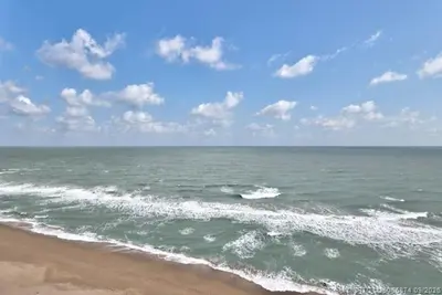 8800 S Ocean Drive 1305, Jensen Beach – Condominium for sale