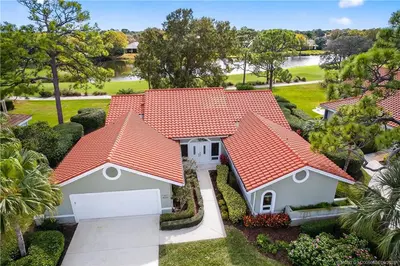 2007 NW Laurel Oak Lane, Palm City – Single Family Residence for sale
