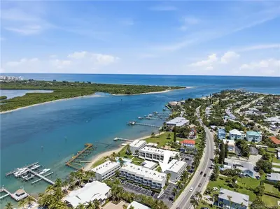 1300 Seaway Drive B-6, Fort Pierce – Condominium for sale
