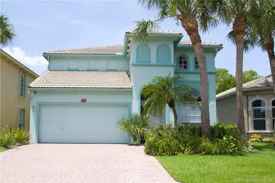 4005 NW Deer Oak Drive, Jensen Beach – Single Family Residence for sale