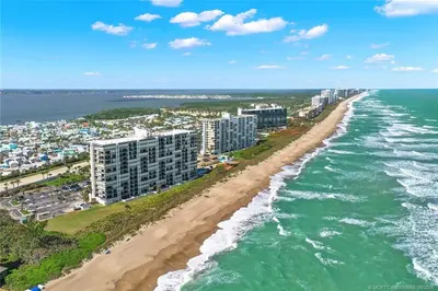 10680 S Ocean Drive 402, Jensen Beach – Condominium for sale