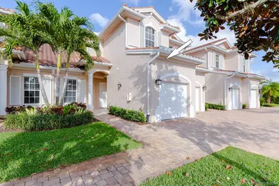 2371 SW Carriage Hill Terrace 103, Palm City – Condominium for rent