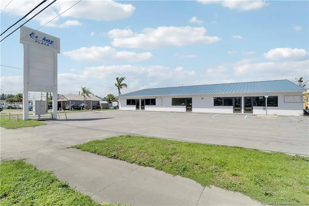 Photo 1 at 3347 S Us Highway 1 Highway, Fort Pierce