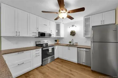 6508 SE Windsong Lane, Stuart – sold