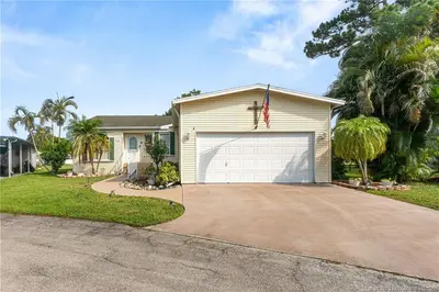 4237 4th Court, Lantana – sold