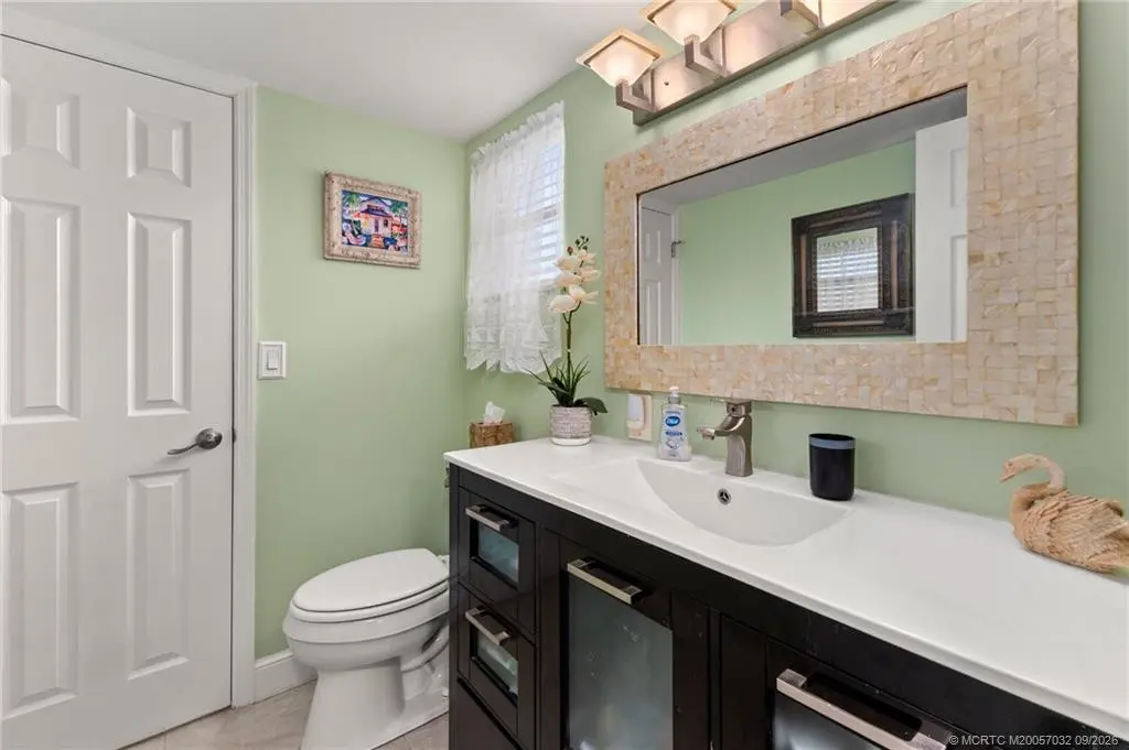 Photo 5 at 1905 SW Palm City Road 3D, Stuart
