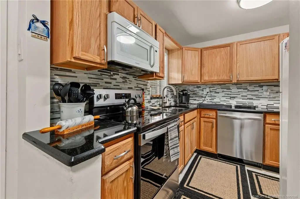 Photo 8 at 1905 SW Palm City Road 3D, Stuart