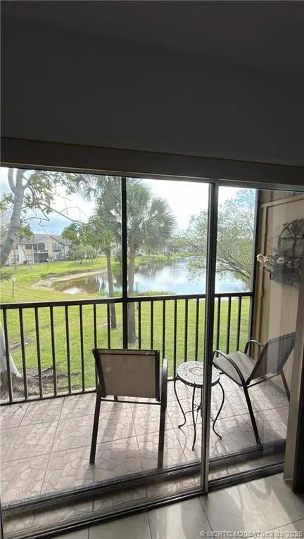 Photo 5 at 3031 SE Aster Lane 605, Stuart