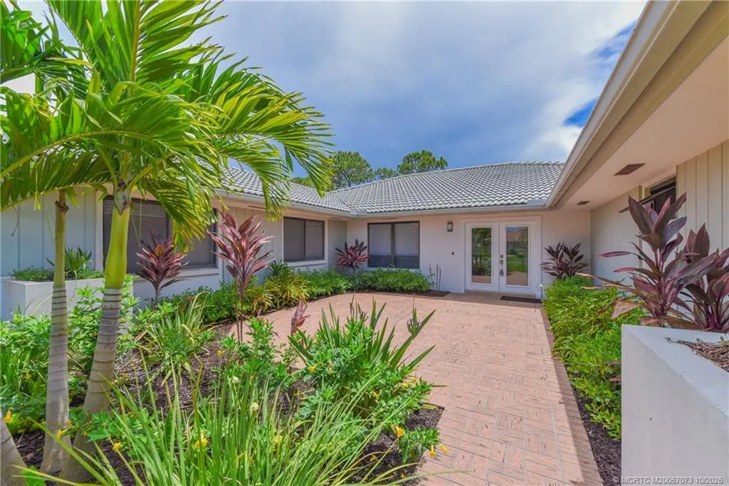 Photo 2 at 1463 SW Troon Circle, Palm City