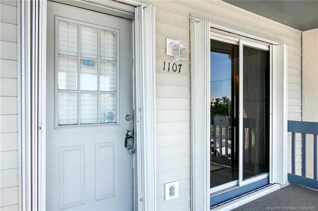 Photo 2 at 1585 NE Beacon Drive 1107, Jensen Beach