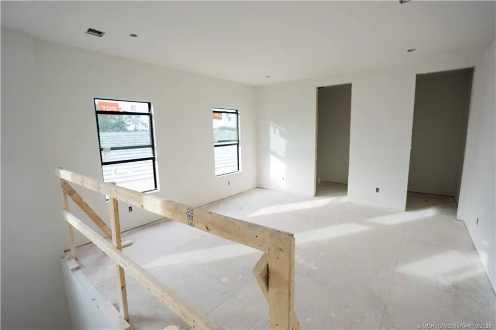 4th bedroom, bath and closet at 431 SE Via Sangro, Port St. Lucie
